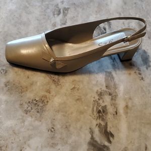 Alabaster dress shoes 7M
